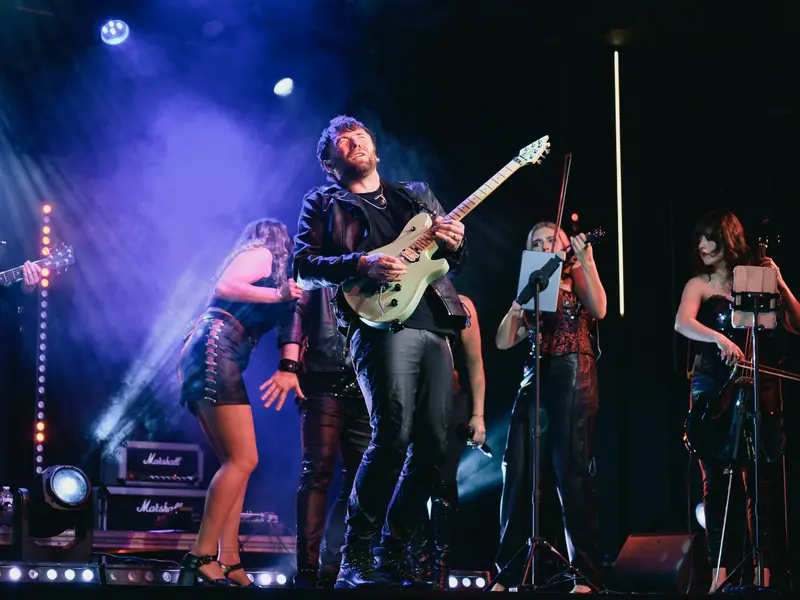 Rock Legends In Symphony in performance — photo 4